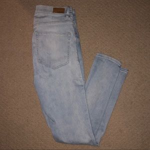 Garage high rise light wash skinny jeans